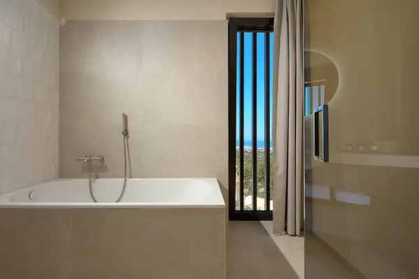 Bathtub with sea view