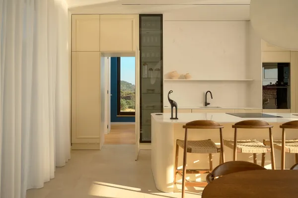 Kitchen detail glass cabinet